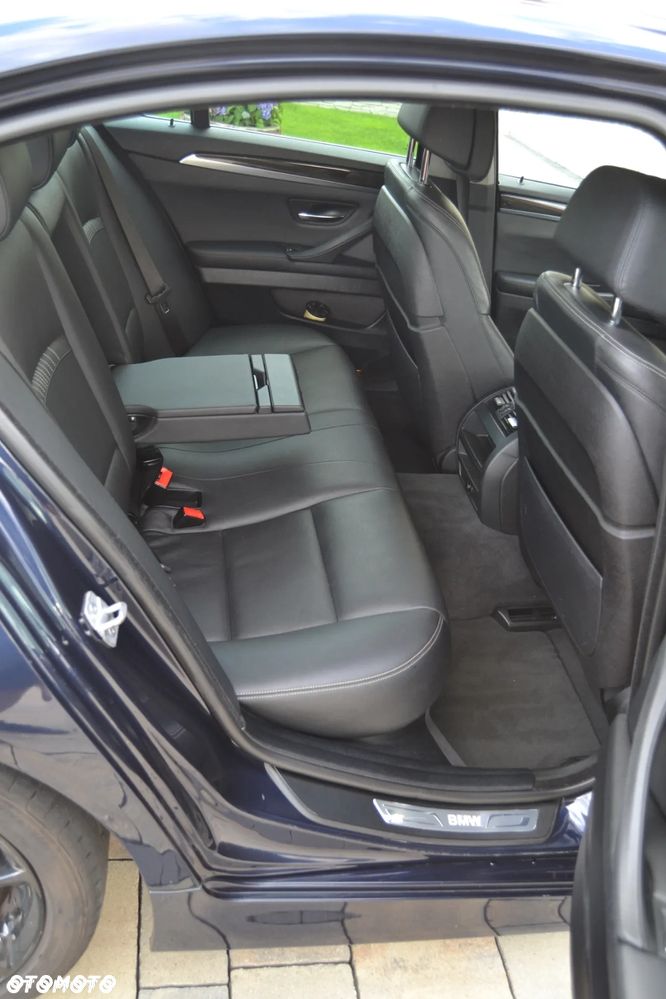 BMW Seria 5 530d xDrive - 22