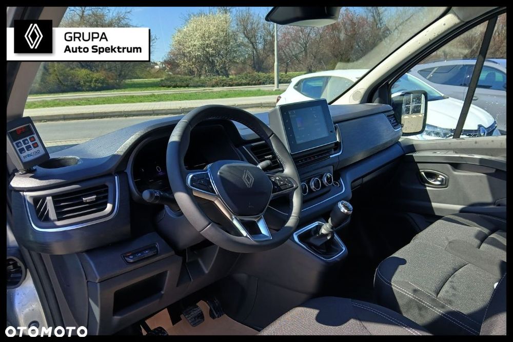 Renault Trafic - 14