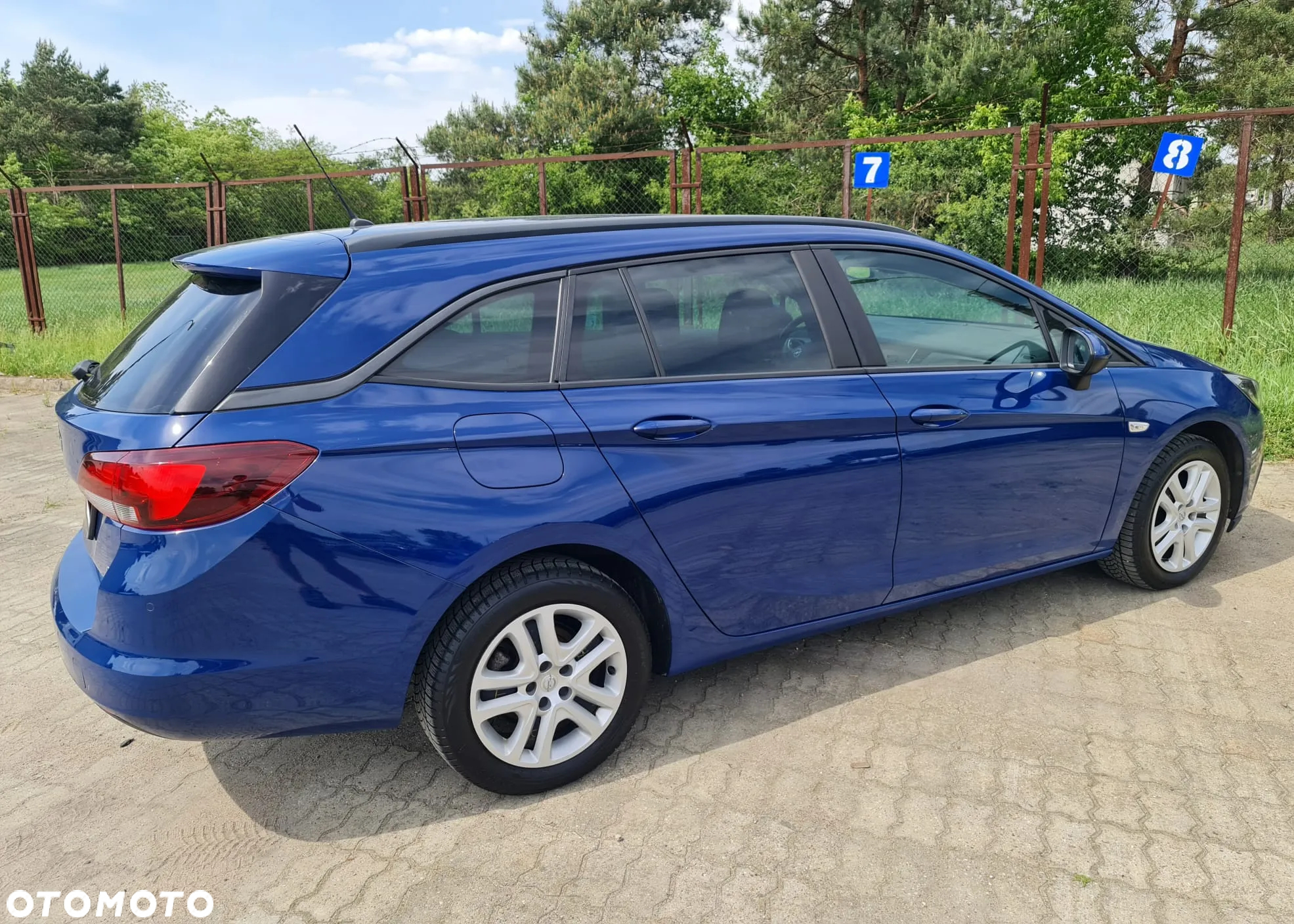 Opel Astra V 1.6 CDTI Enjoy - 25