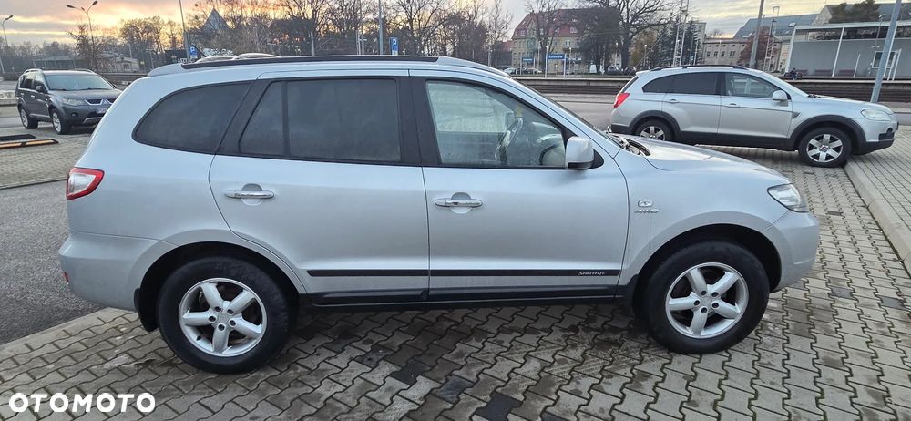 Hyundai Santa Fe - 4