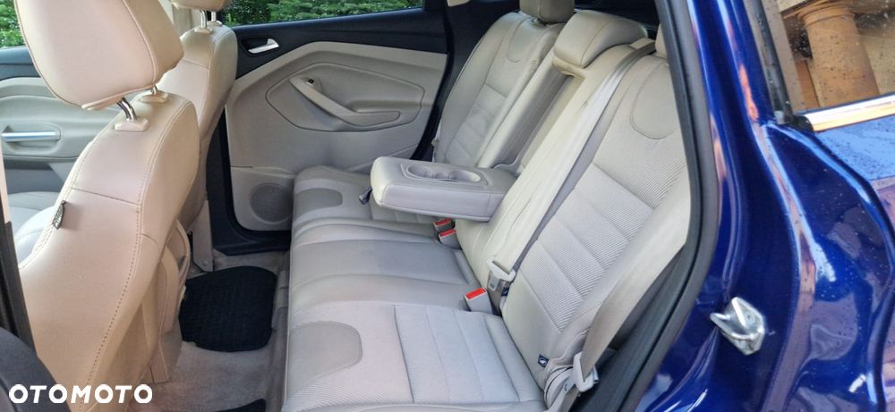 Ford Escape 2.0 EcoBoost AWD Titanium - 15