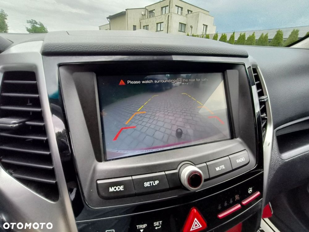 SsangYong/KGM Tivoli - 11