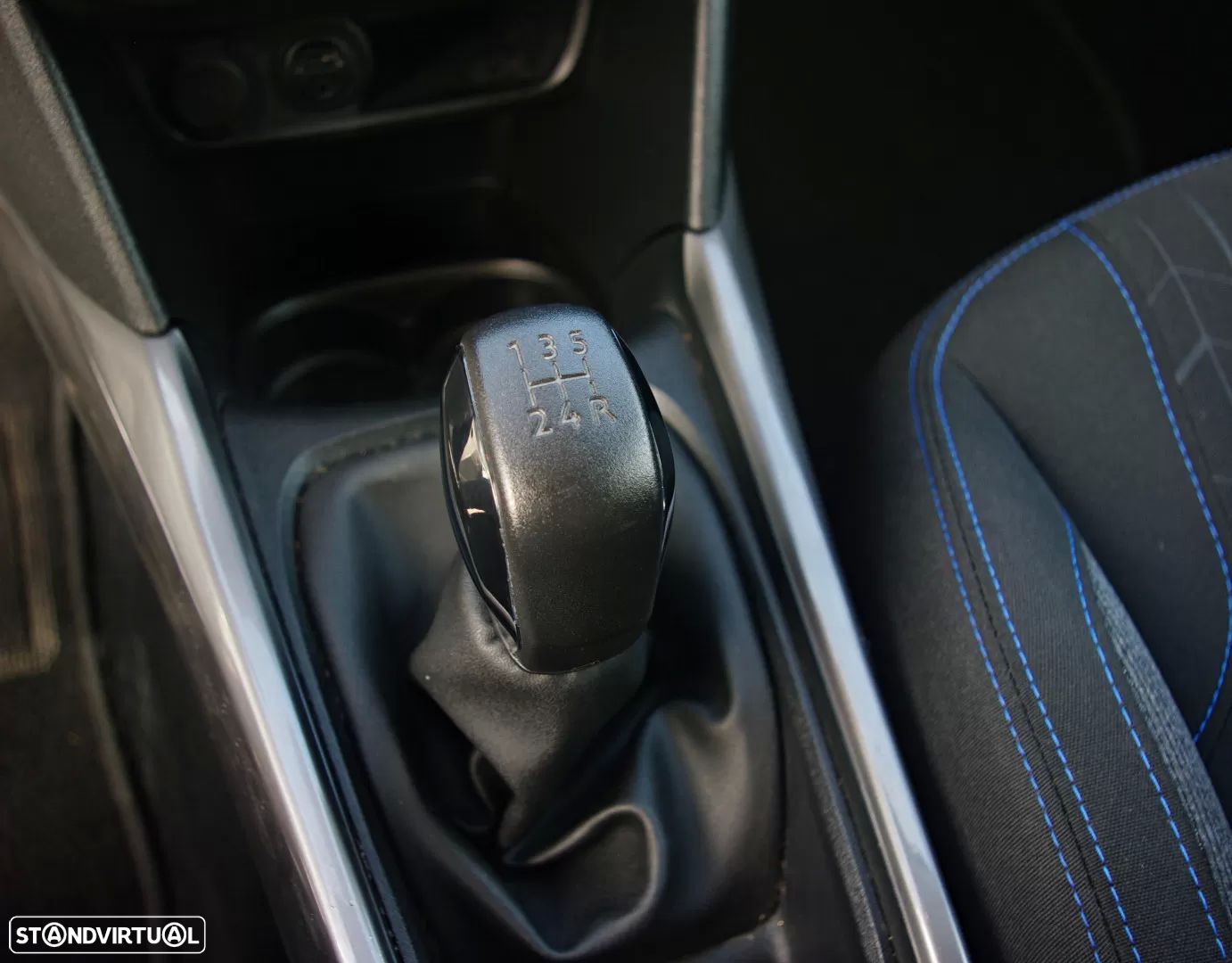Peugeot 2008 1.2 PureTech Style - 29