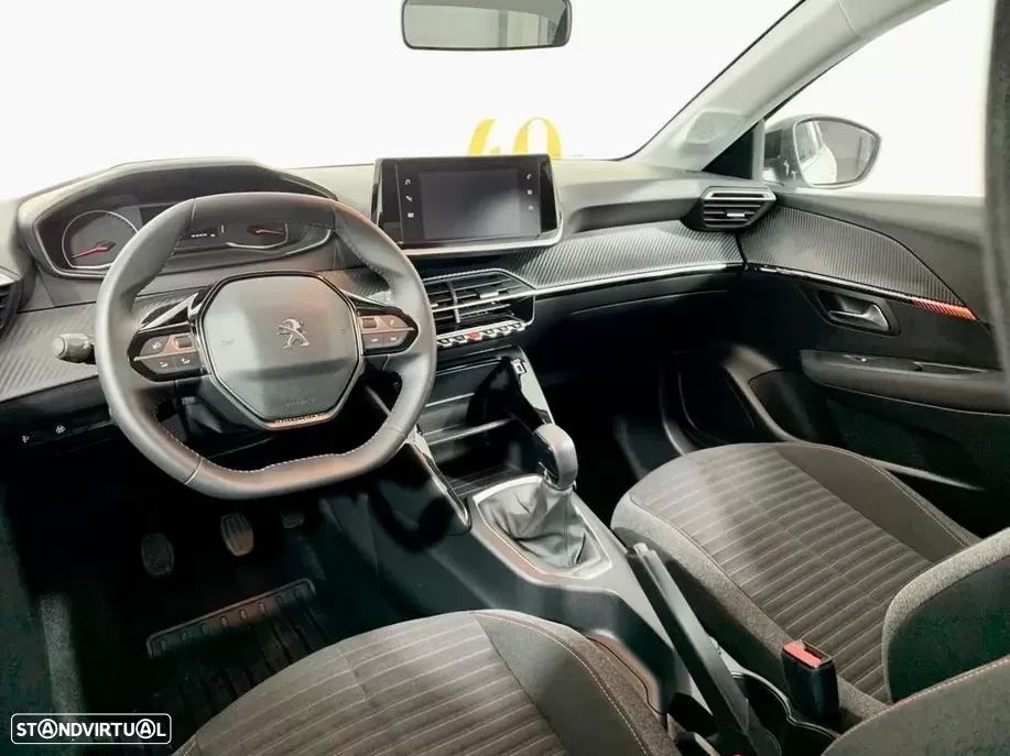 Peugeot 208 1.2 PureTech Active - 8