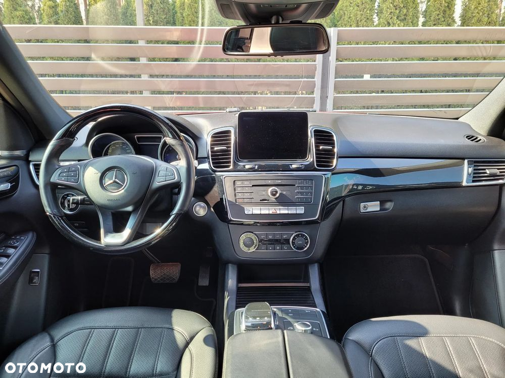 Mercedes-Benz GLE - 19