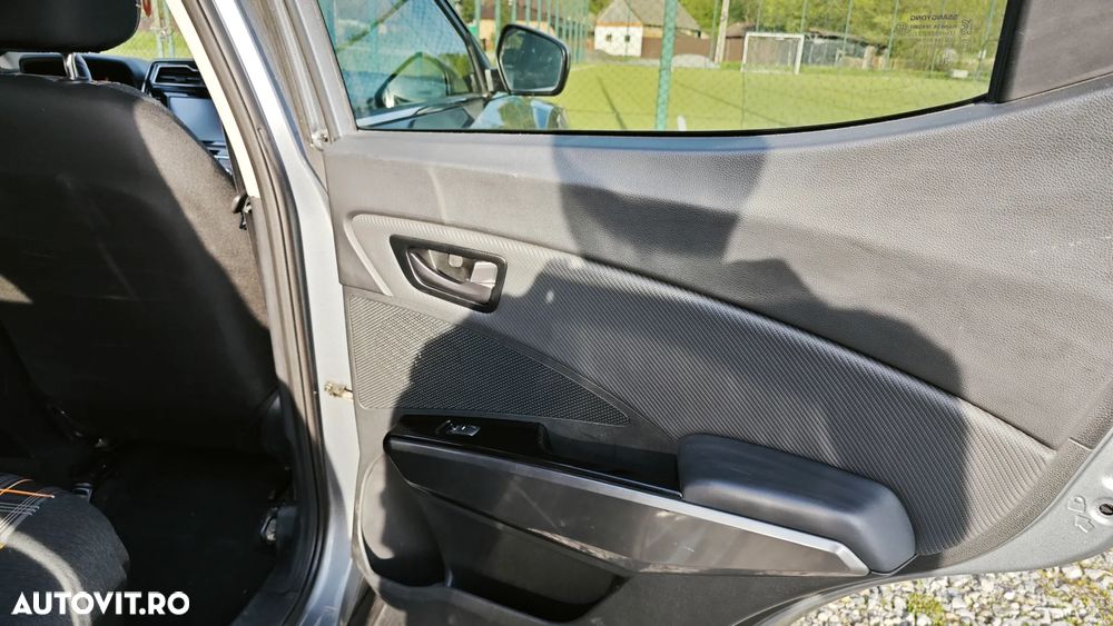 SsangYong Tivoli Grand - 6