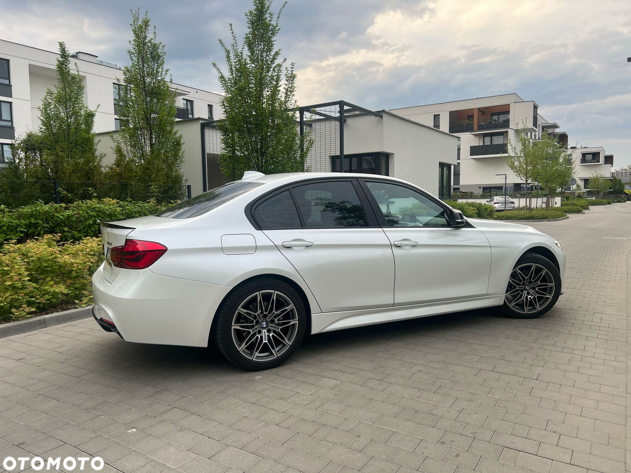 BMW Seria 3 320i - 3