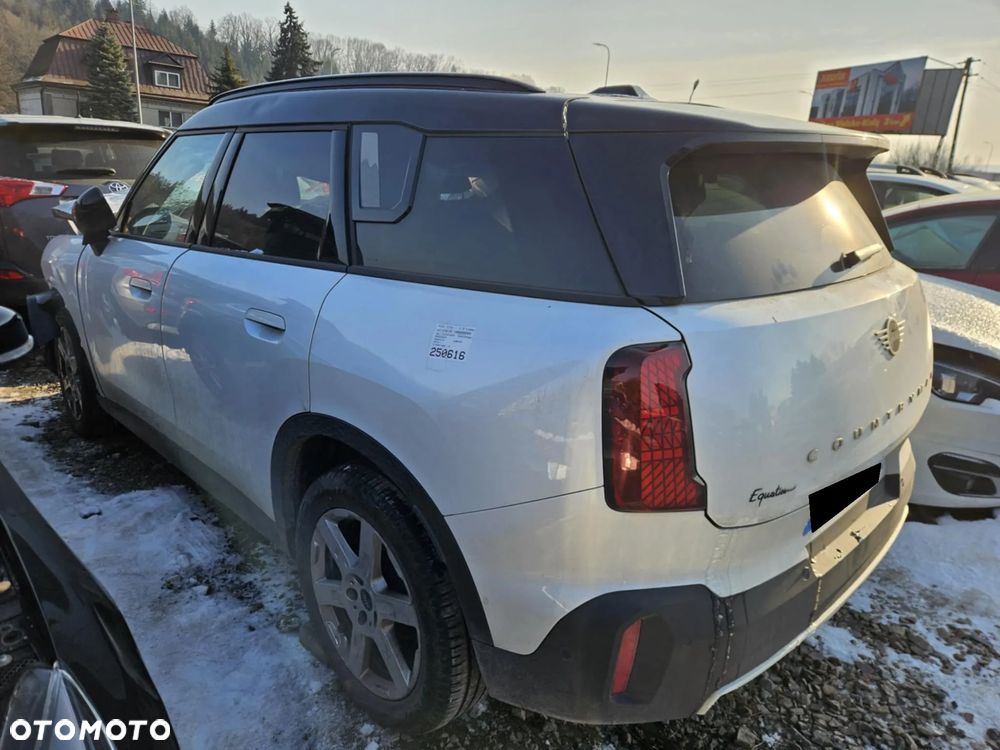 MINI Countryman C Classic Trim - 1