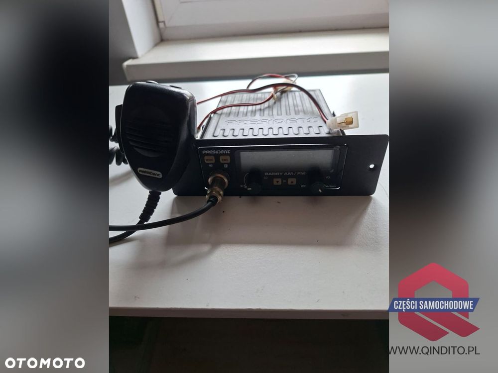 CB RADIO PRESIDENT BARRY  AM/FM - 2