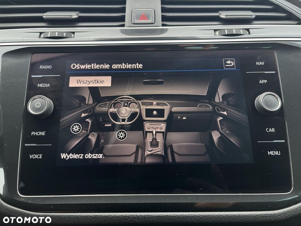 Volkswagen Tiguan - 26