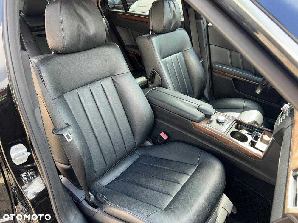 Mercedes-Benz Klasa E 200 CDI DPF BlueEFFICIENCY 7G-TRONIC Elegance - 33