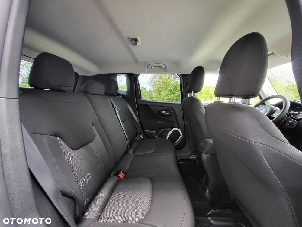 Jeep Renegade - 14