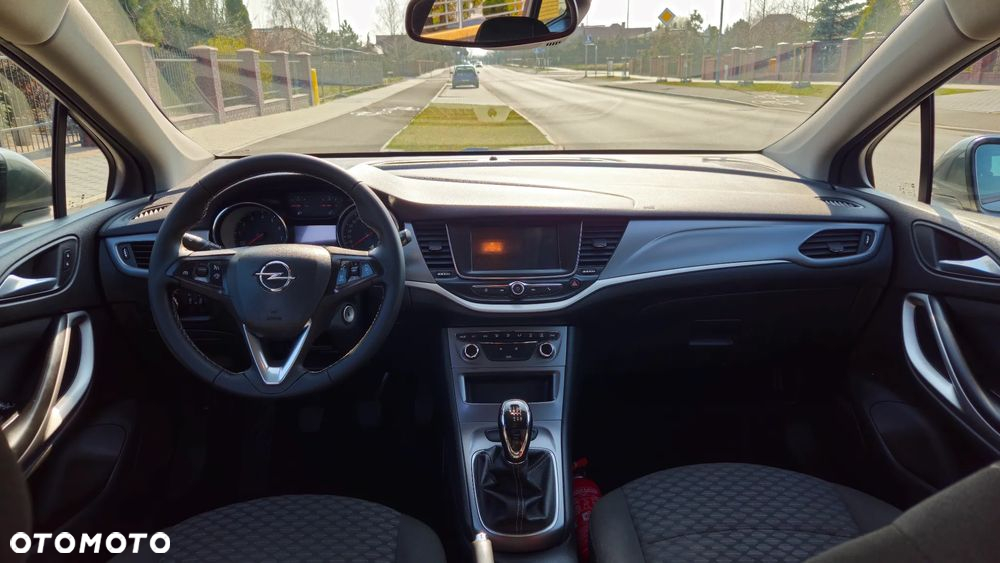 Opel Astra 1.2 Turbo Start/Stop Sports Tourer Elegance - 20