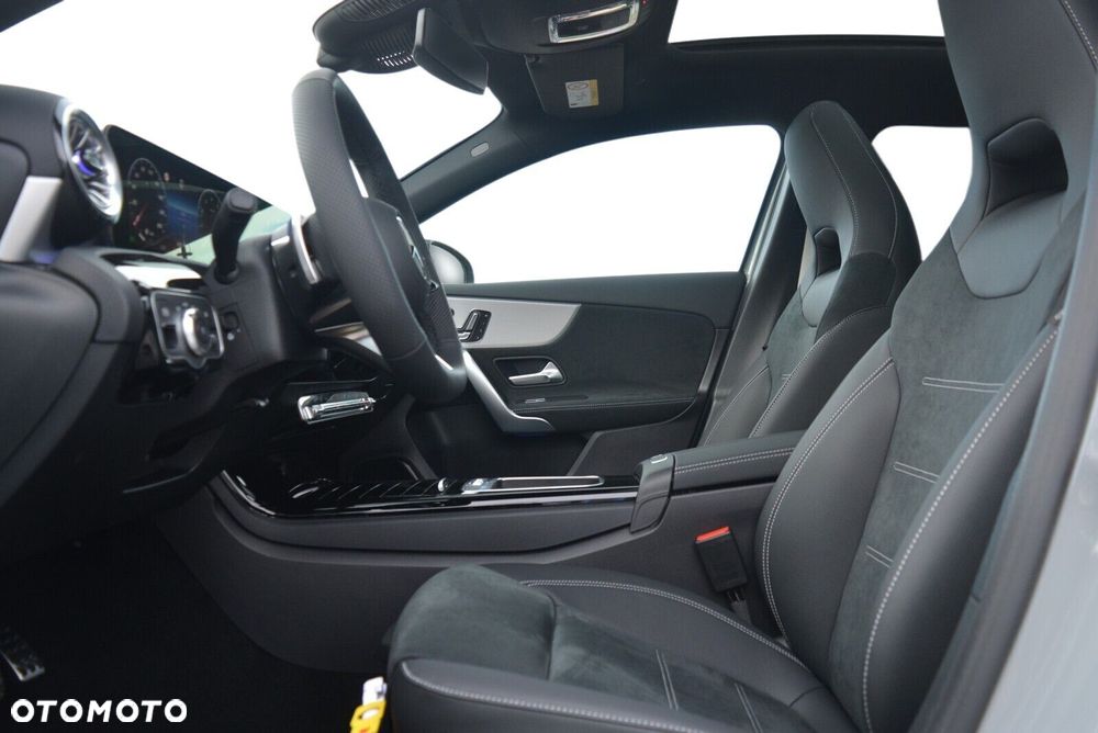 Mercedes-Benz Klasa A 200 AMG Line 7G-DCT - 8
