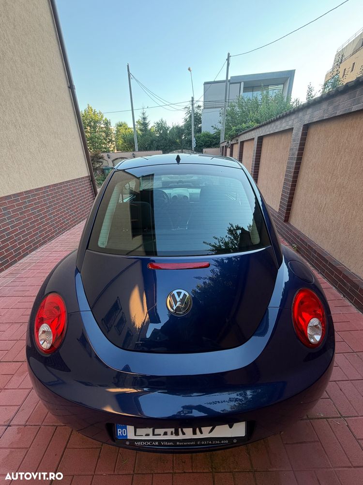 Volkswagen New Beetle 1.6 - 4