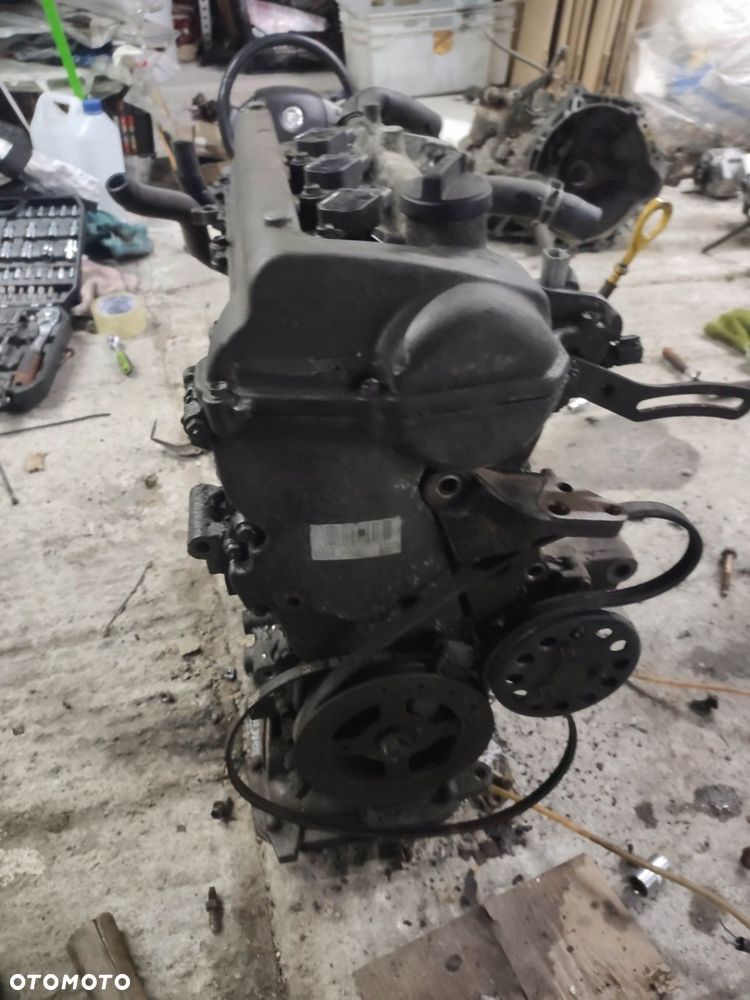 KL SILNIK SŁUPEK TOYOTA YARIS I 99- 1.3 16V 2NZ-FE 180 TYS - 4