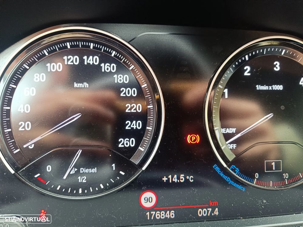 BMW X1 16 d sDrive Advantage - 19