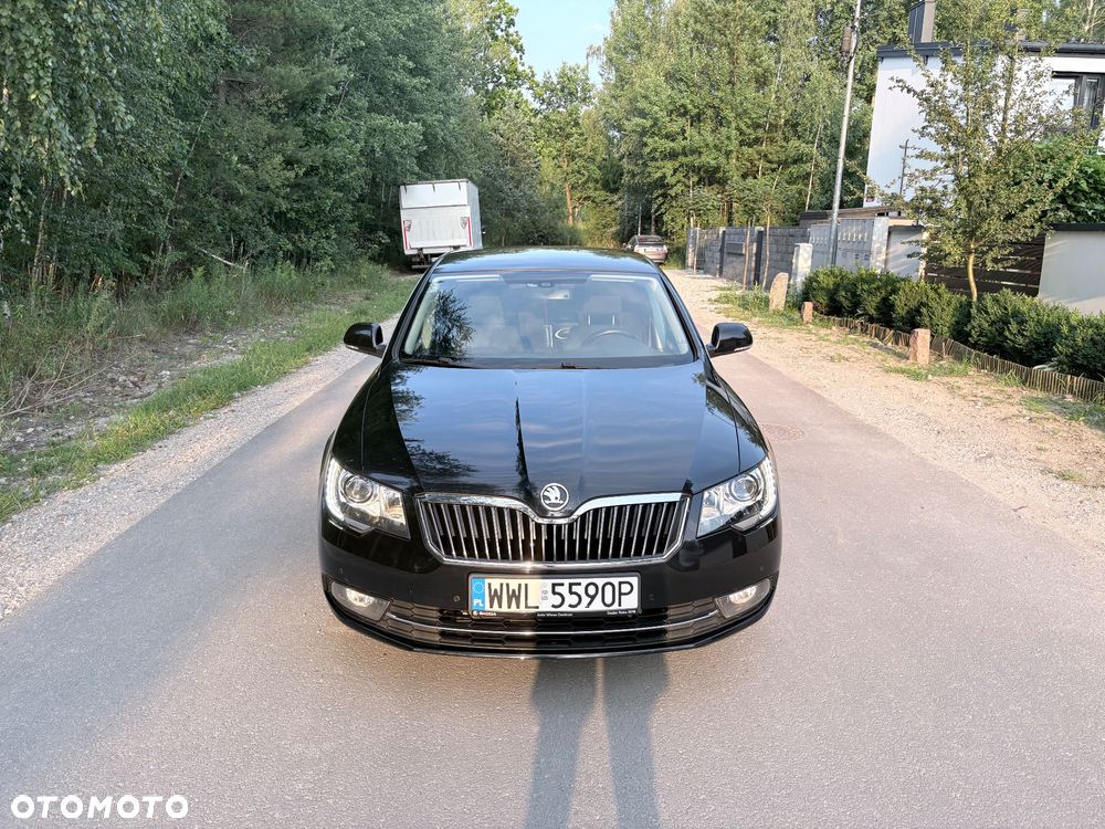 Skoda Superb 2.0 TDI 4x4 Ambition DSG - 9