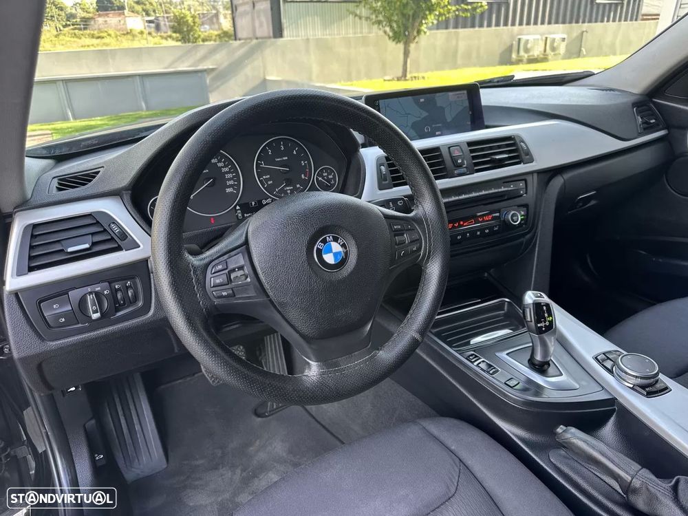 BMW 320 d EfficientDynamics Line Sport Auto - 27