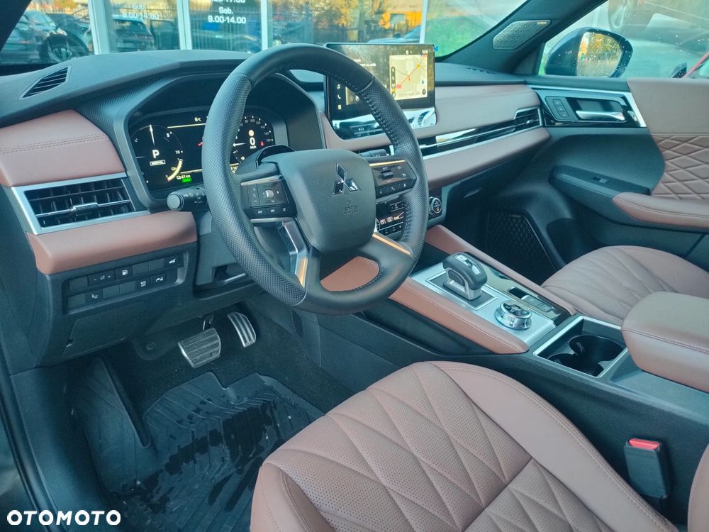 Mitsubishi Outlander PHEV Instyle Plus - 10