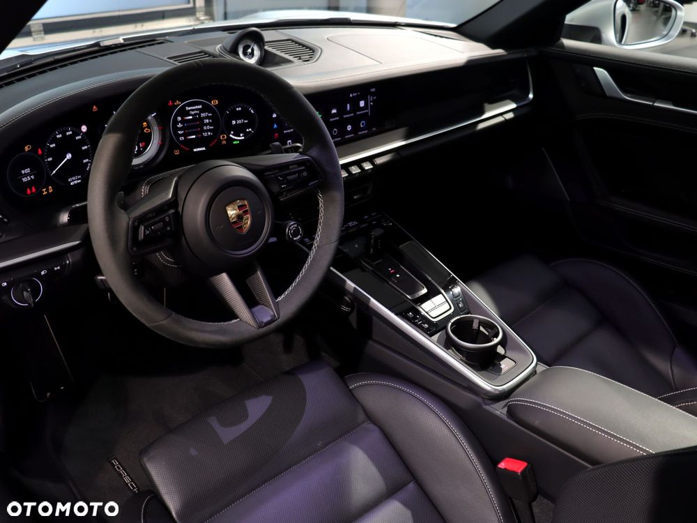 Porsche 911 Turbo S - 15