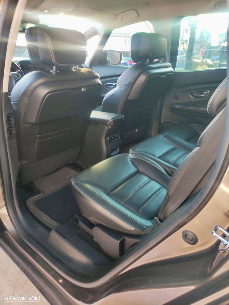 Renault Grand Scénic 1.6 dCi Bose Edition EDC SS - 9