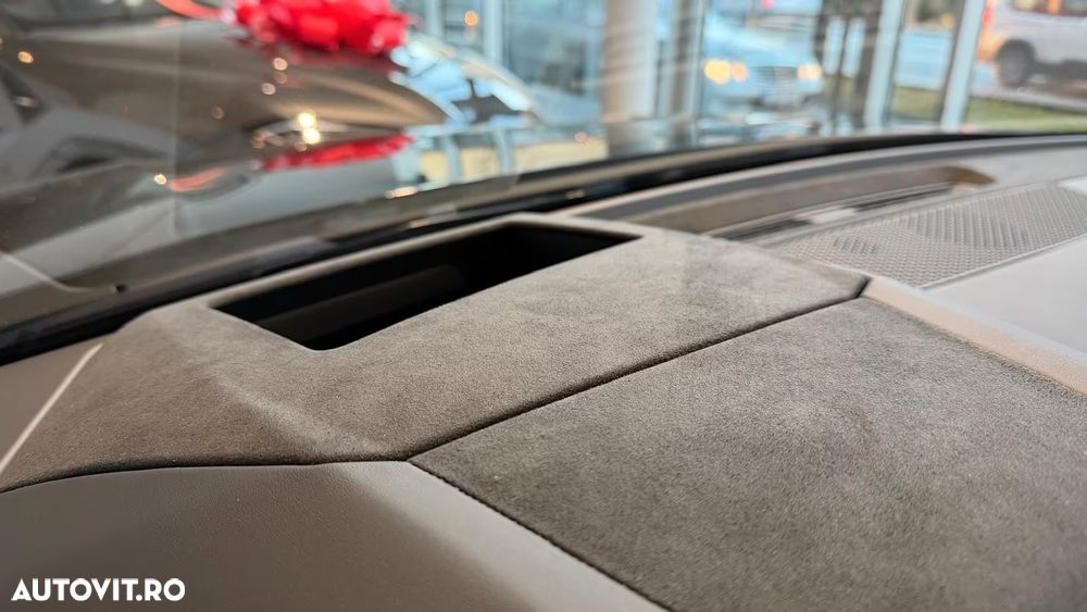 Lamborghini URUS - 8