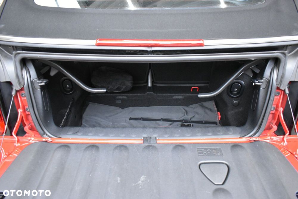 MINI John Cooper Works - 24