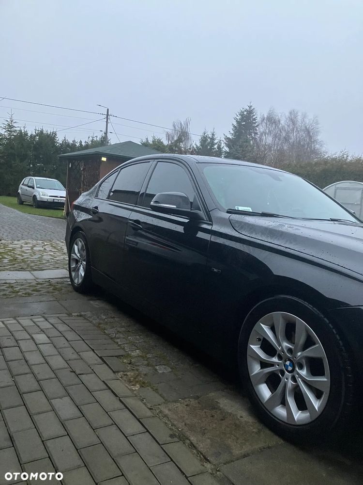 BMW Seria 3 316d Sport Line - 7