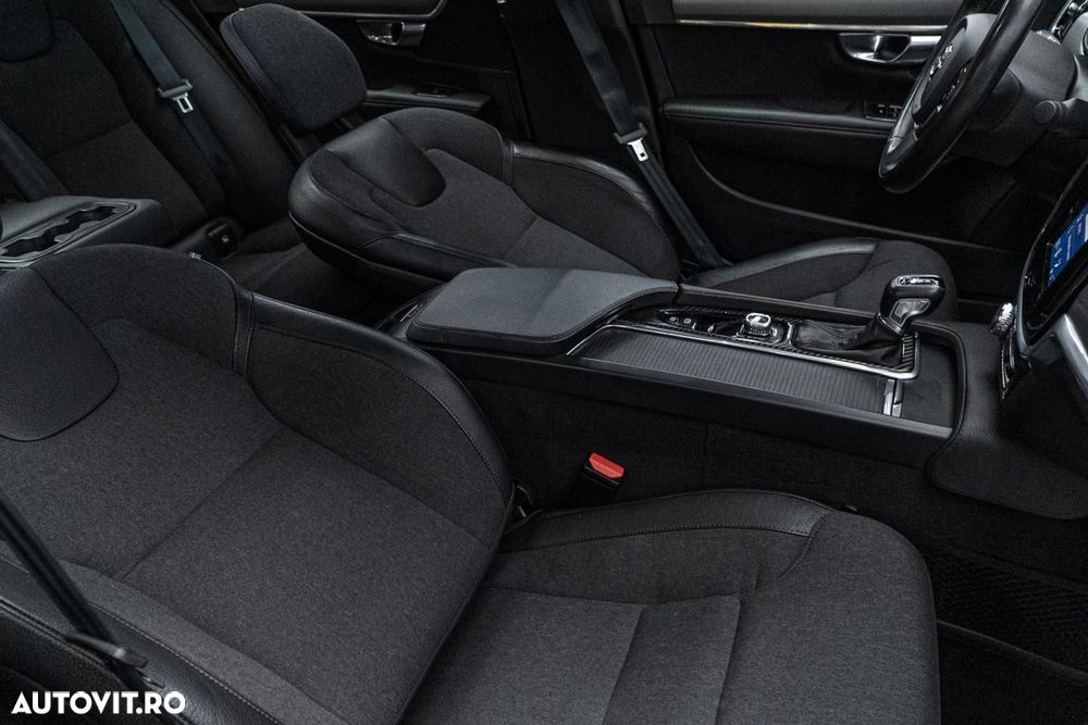 Volvo S90 D4 Geartronic Momentum Pro - 39
