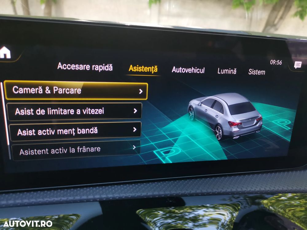 Mercedes-Benz A 180 7G-DCT AMG Line Advanced Plus - 16