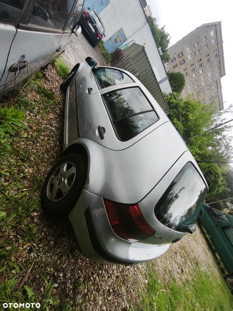 Volkswagen Golf 1.4 Comfortline - 2