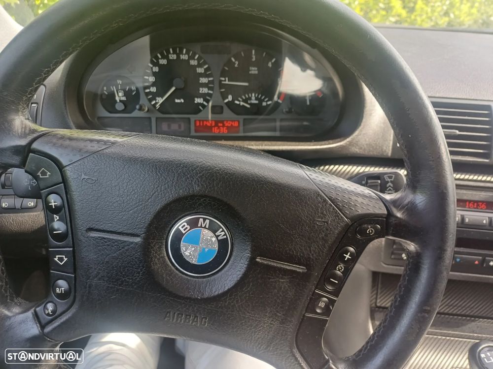 BMW 320 d Touring - 8