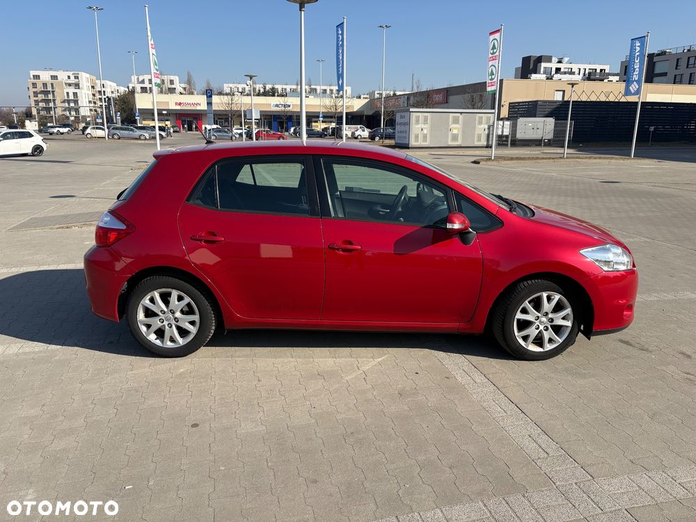 Toyota Auris 1.6 Dynamic - 3