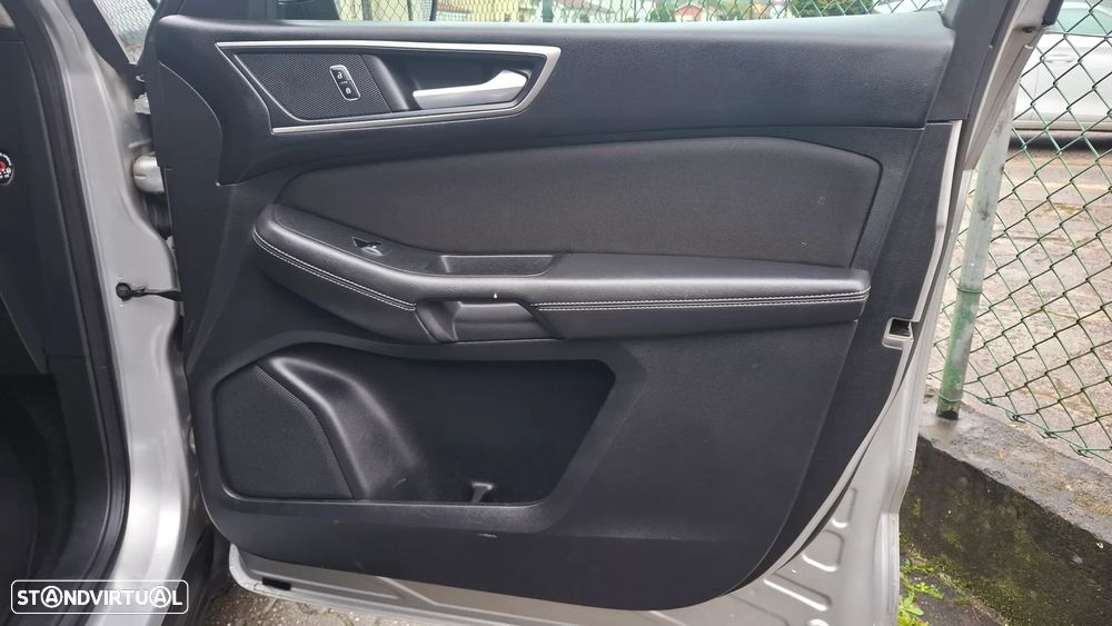 Ford S-Max 2.0 TDCi Trend - 31