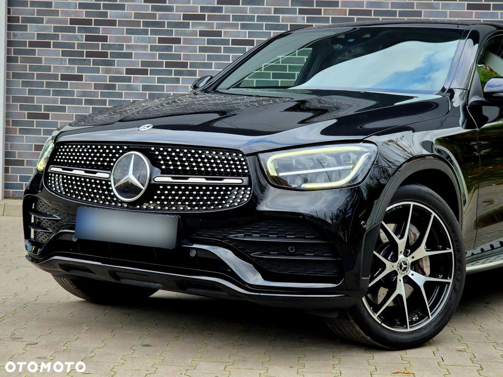 Mercedes-Benz GLC 220 d 4Matic 9G-TRONIC AMG Line Plus - 11