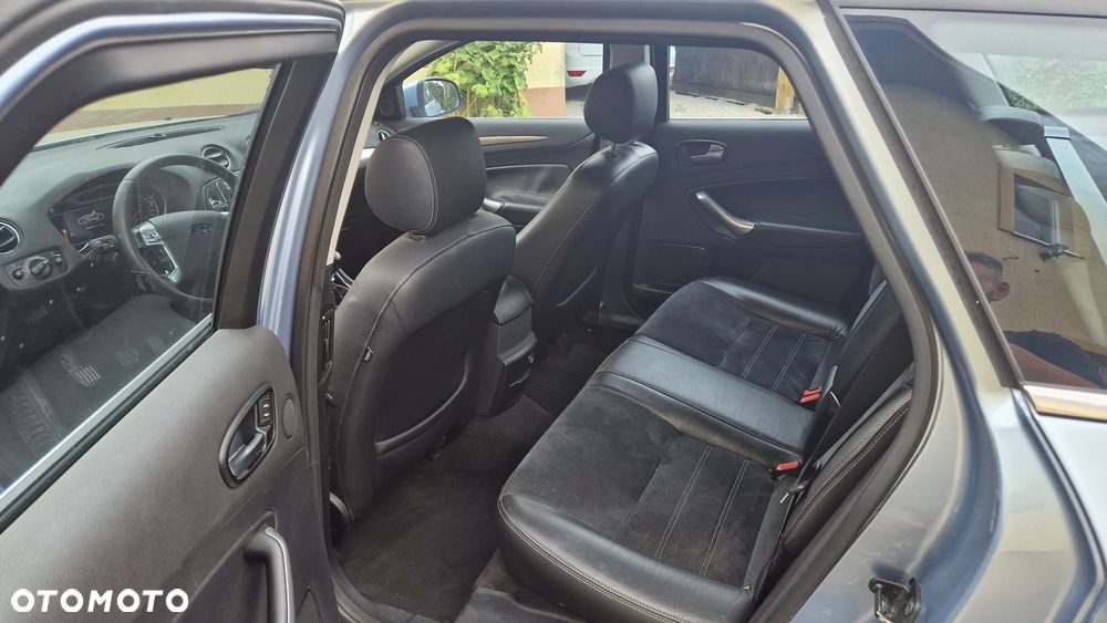 Ford Mondeo 2.5 Titanium X - 5