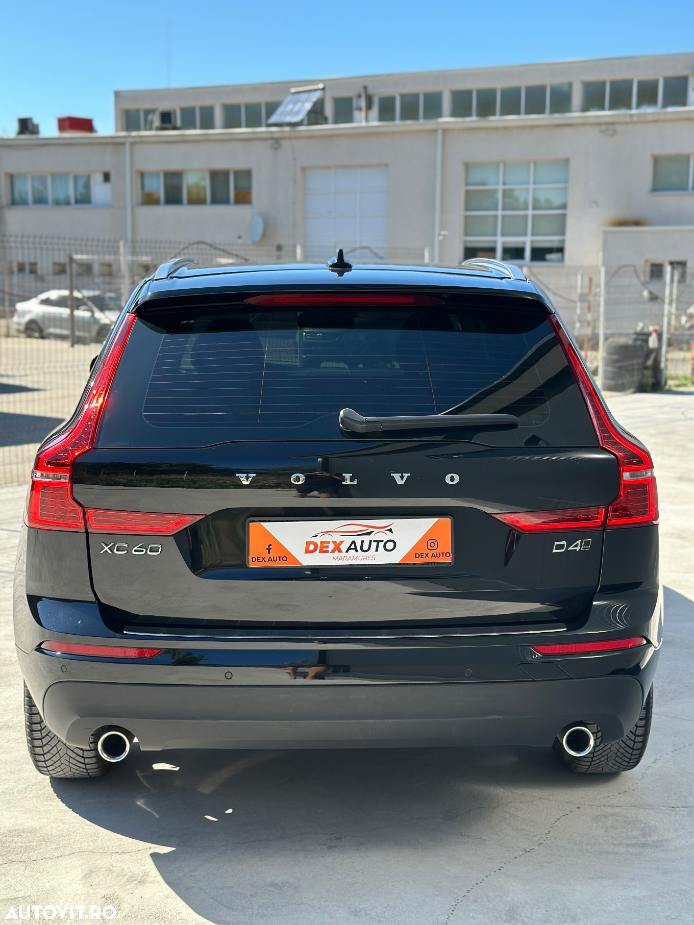 Volvo XC 60 D4 AWD Momentum - 10