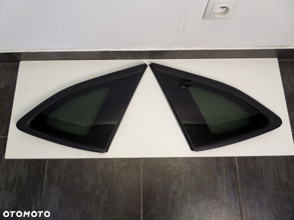 HYUNDAI TUCSON 15-20 SZYBA KARESERYJNA TYŁ LEWA PRAWA - 1