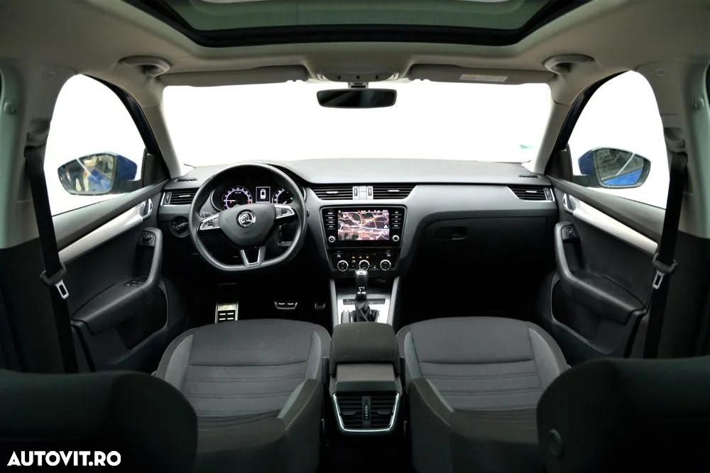 Skoda Octavia 2.0 TDI DSG Ambition - 4