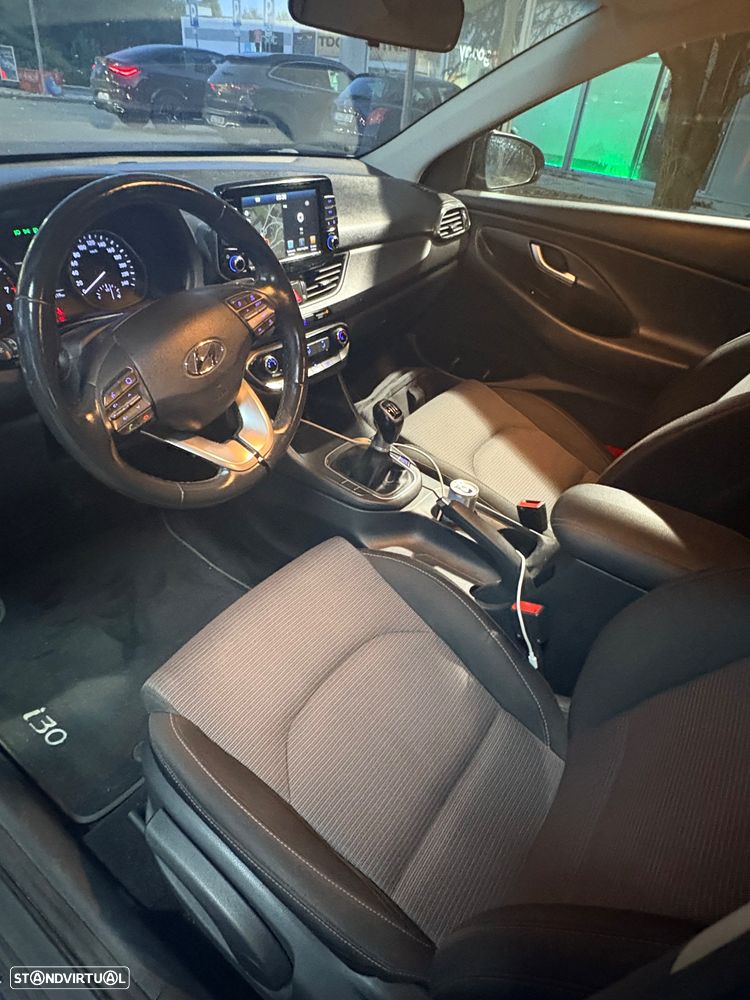 Hyundai i30 CW - 15