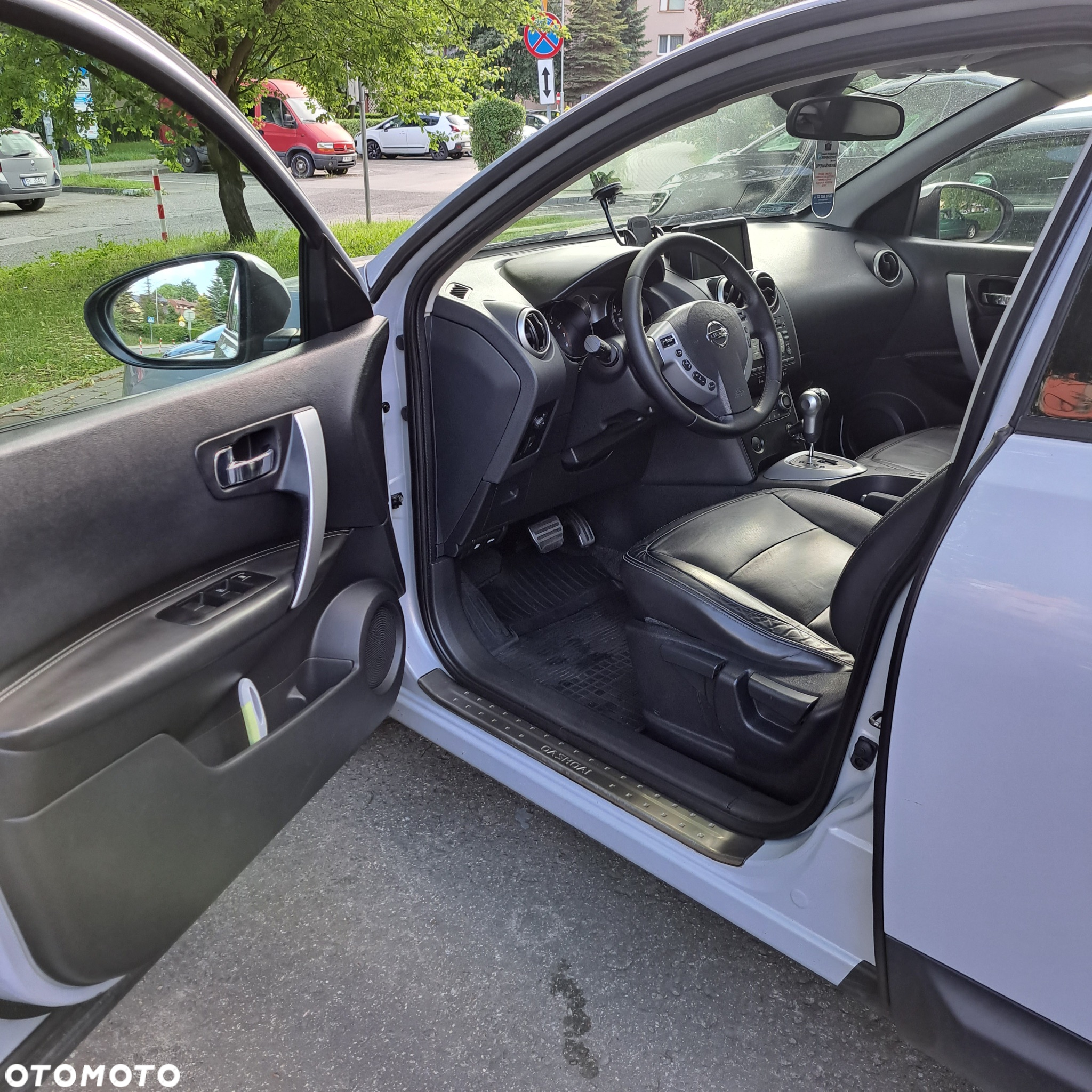 Nissan Qashqai 2.0 CVT tekna - 3