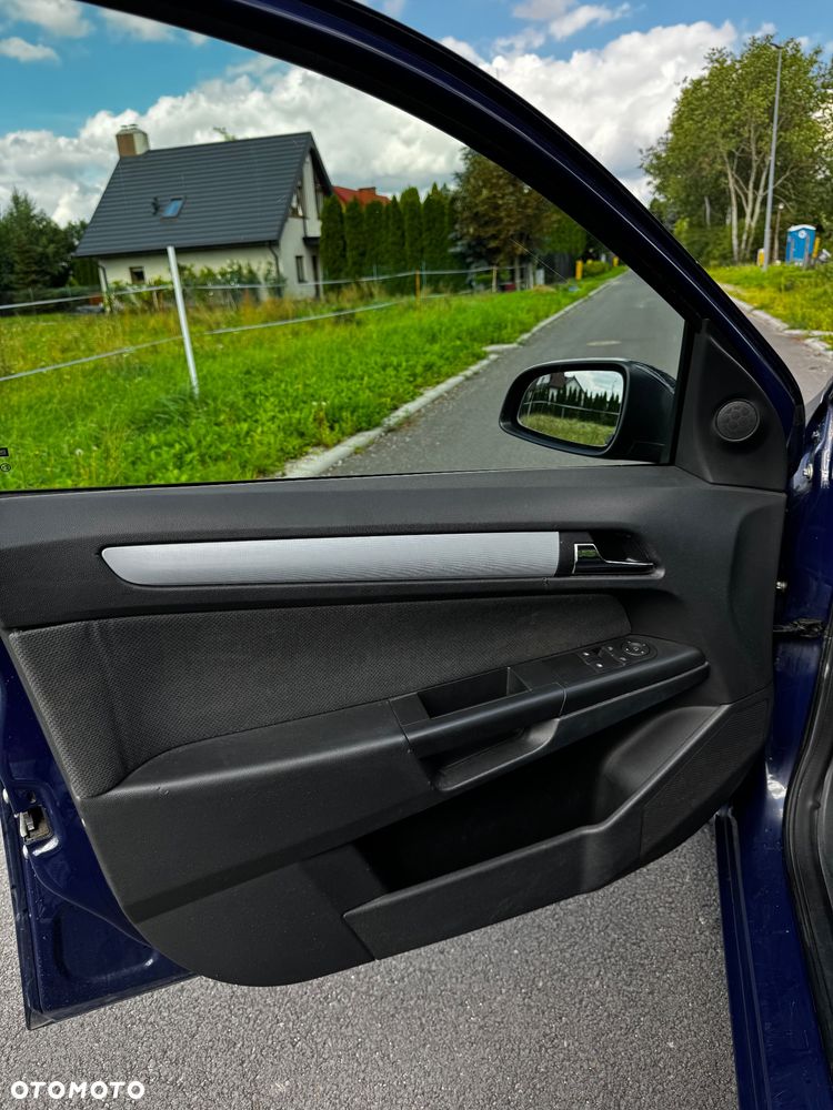 Opel Astra 1.4 Essentia - 12