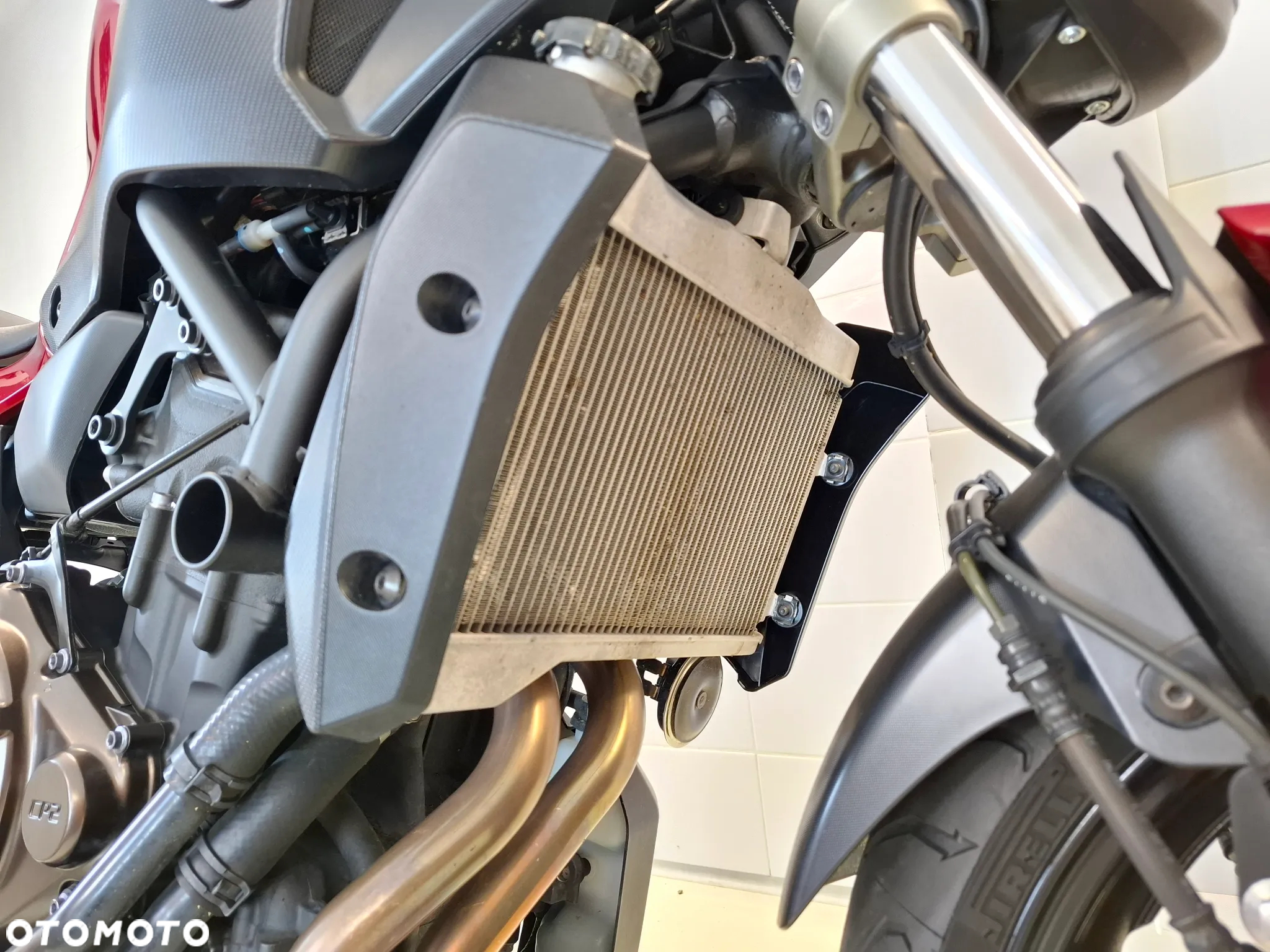 Yamaha MT - 19