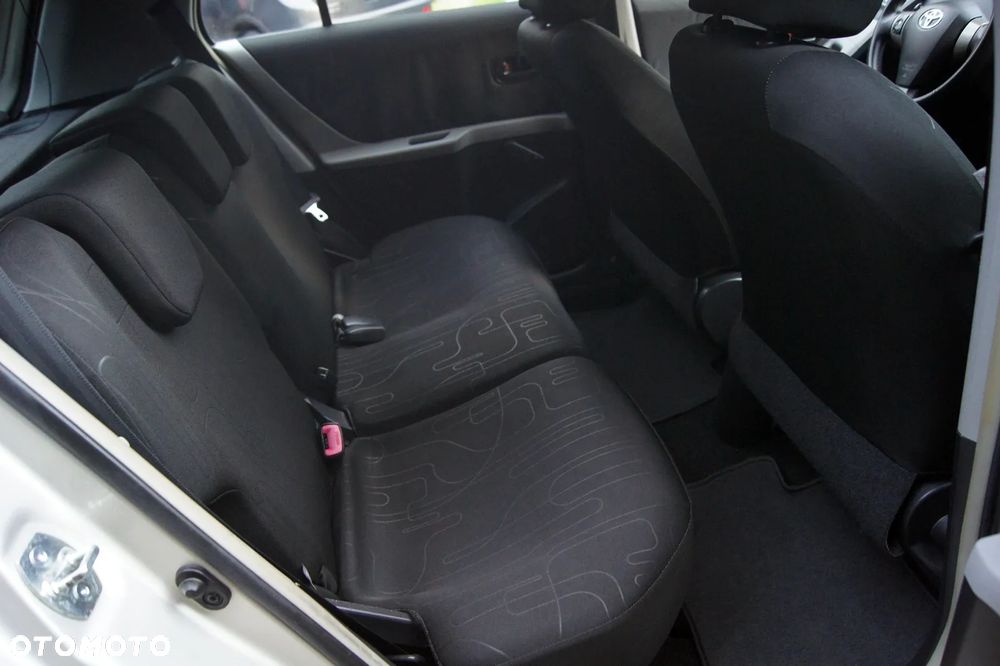 Toyota Yaris 1.33 VVT-i Cool+ - 26