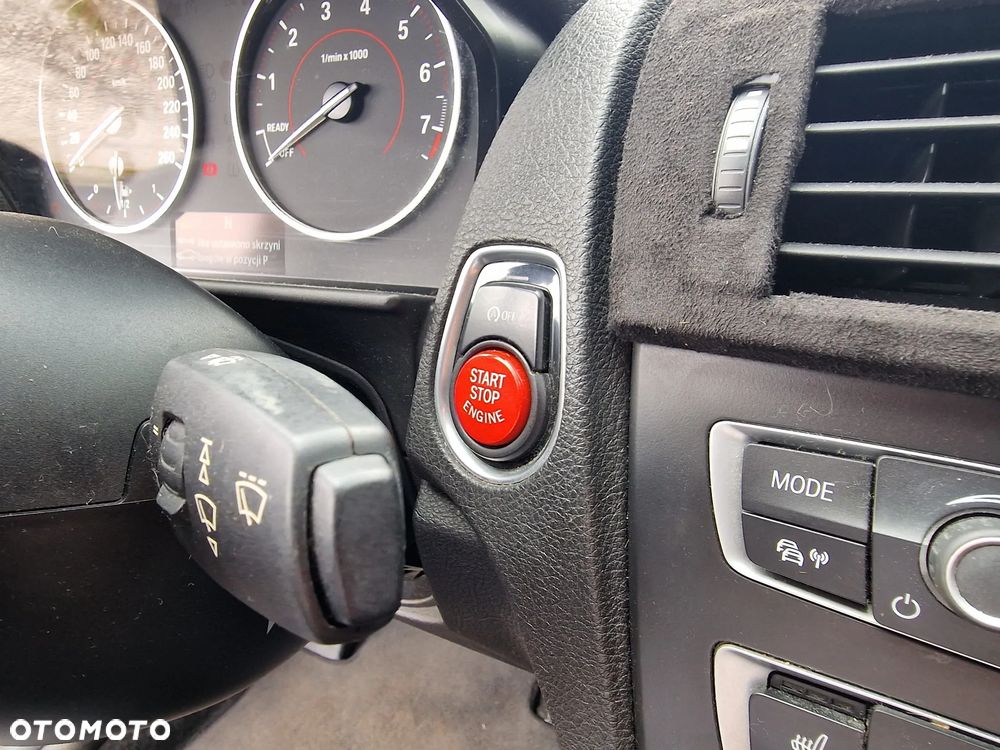 BMW Seria 2 220i Sport Line - 26