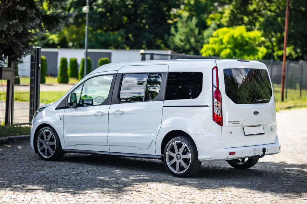 Ford Tourneo Connect Grand - 8