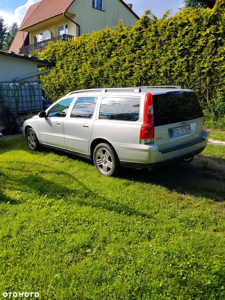 Volvo V70 D5 DPF Edition Comfort - 4