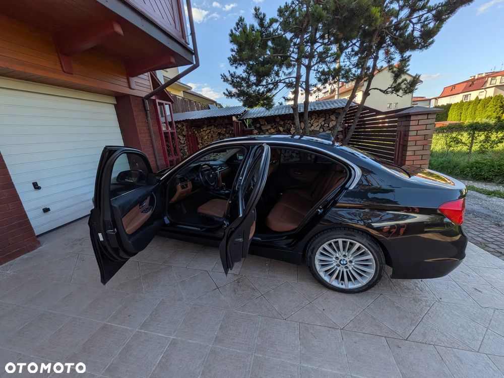 BMW Seria 3 328i Luxury Line - 7