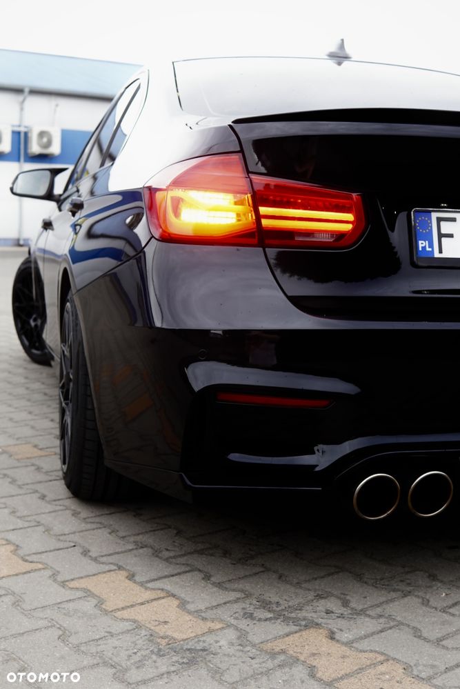 BMW Seria 3 330i GPF xDrive Sport Line - 10